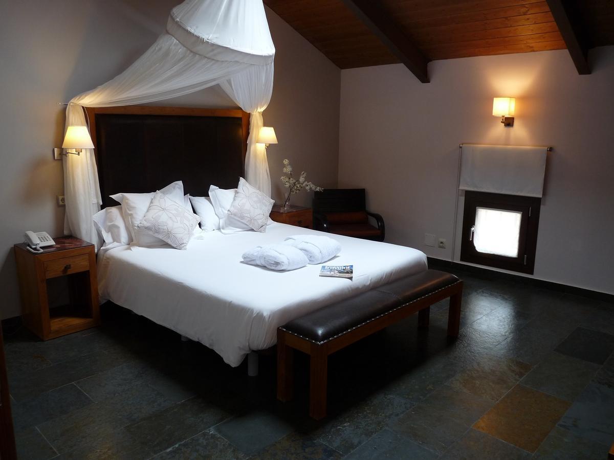 Eco Boutique & Capitulo Trece - Adults Only 3*